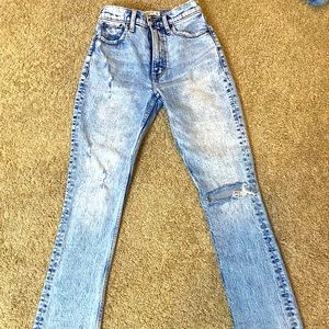 Abercrombie 90’s high rise jeans